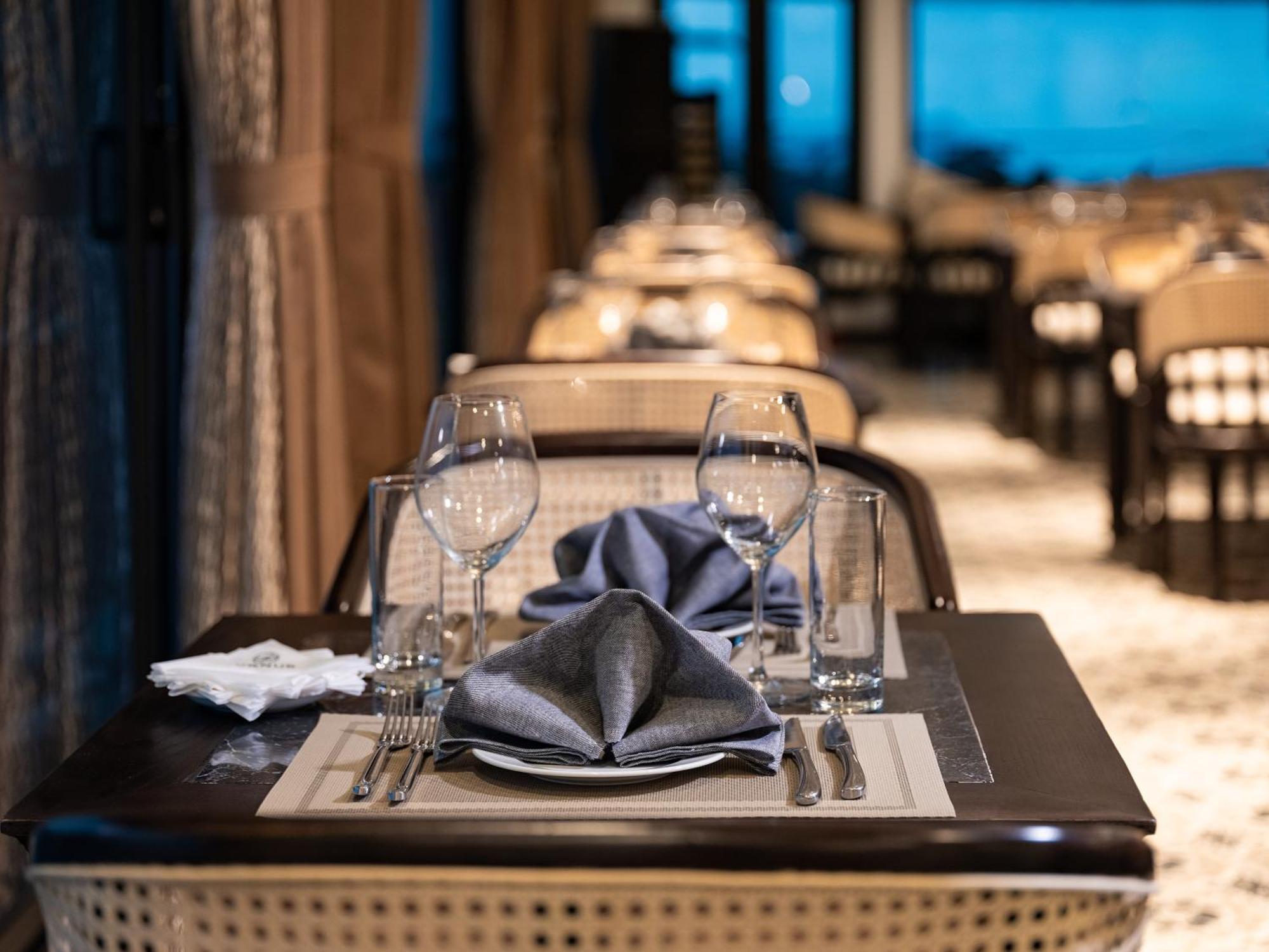 Hotel Era Premium Cruises Halong Hạ Long Exterior foto