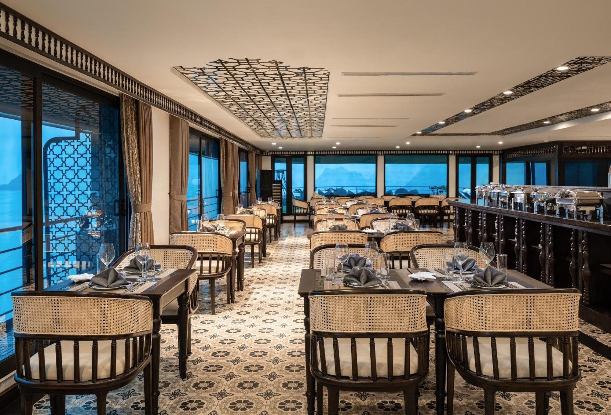 Hotel Era Premium Cruises Halong Hạ Long Exterior foto