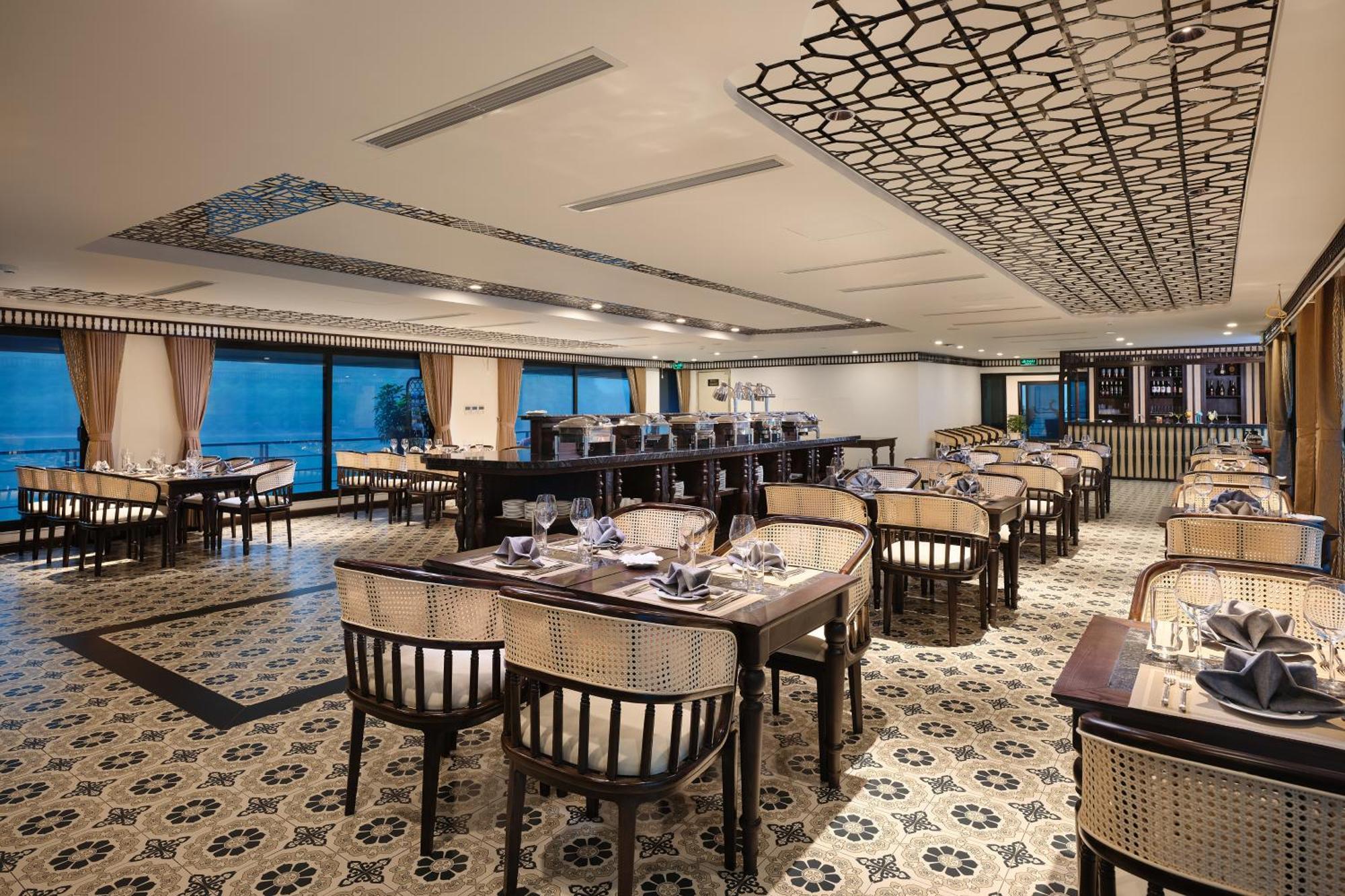Hotel Era Premium Cruises Halong Hạ Long Exterior foto