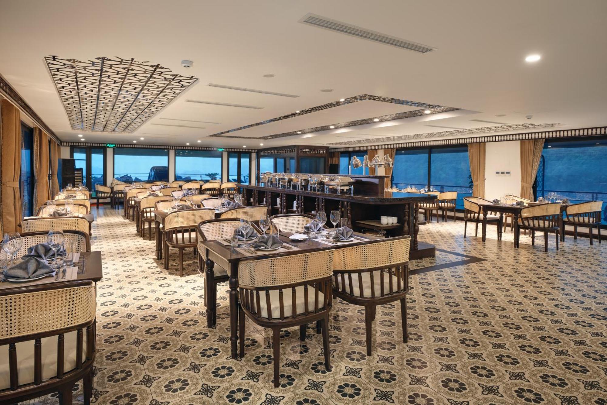 Hotel Era Premium Cruises Halong Hạ Long Exterior foto